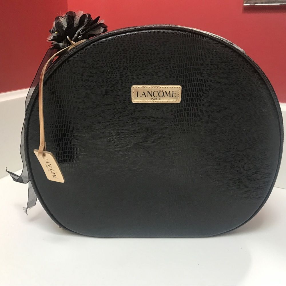 Lancôme Paris faux patent leather train case/travel bag